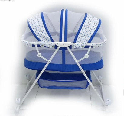 صورة سرير اطفال هزاز